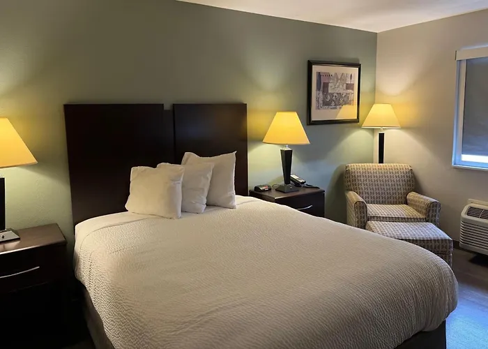 Baymont By Wyndham Tuscola