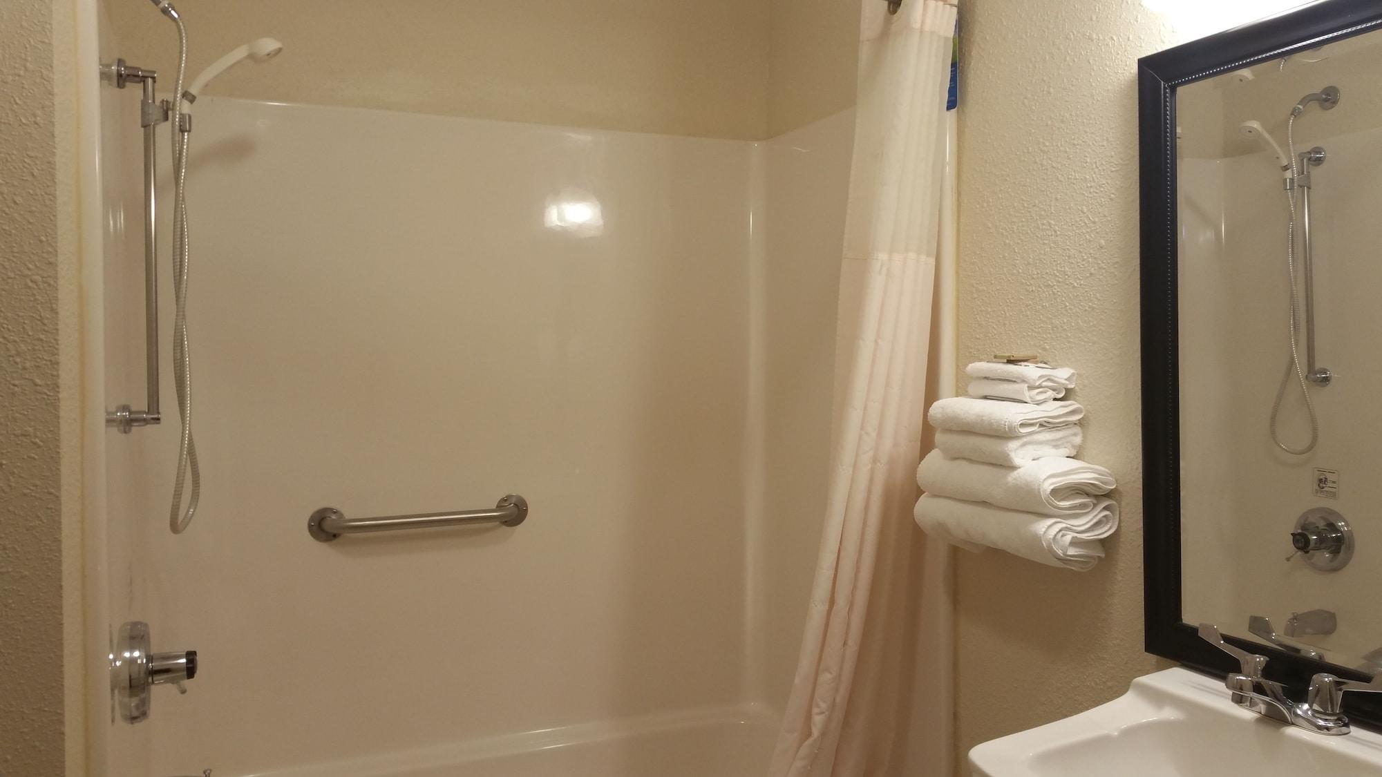 Baymont By Wyndham Hotel Tuscola
