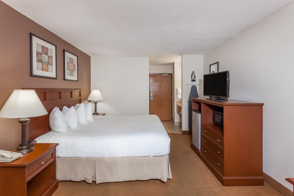 Hotel Baymont By Wyndham Tuscola