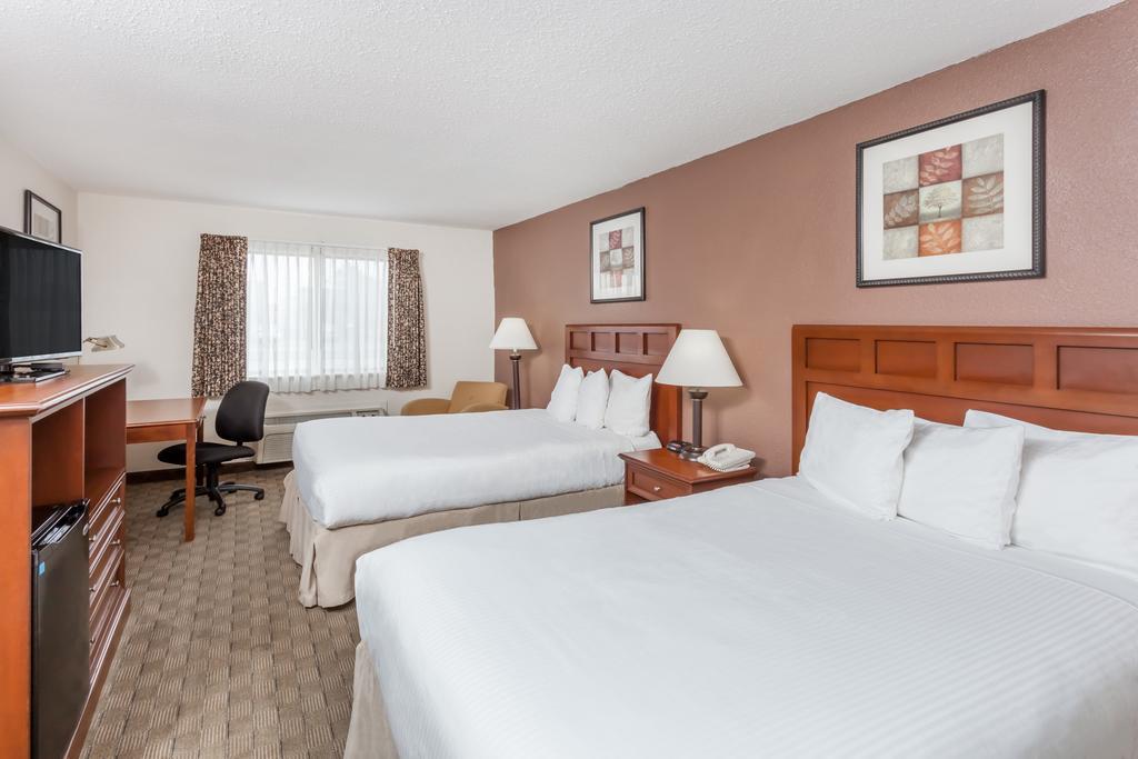 Baymont By Wyndham Hotel