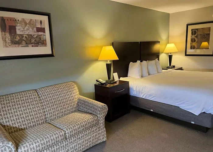 Baymont By Wyndham Tuscola